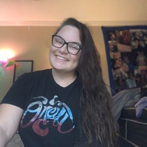 Meet your Posher, Sara